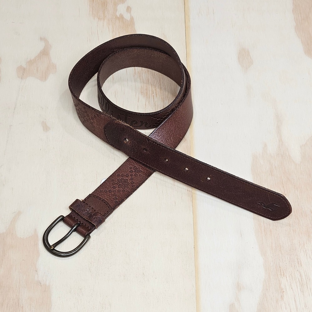 Hollister Mens Brown Genuine Leather Embossed Logo Belt Size Medium 33-37 Inch